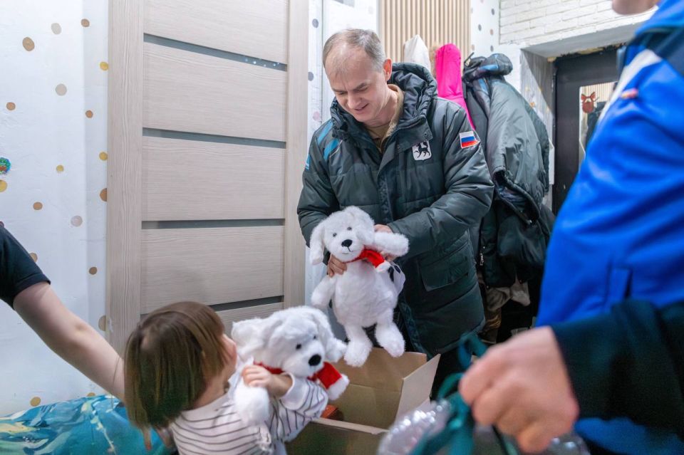 Алексей Титовский: Поздравил детей семьи Сергея и Алевтины Гросс, недавно вернувшихся с праздничных каникул