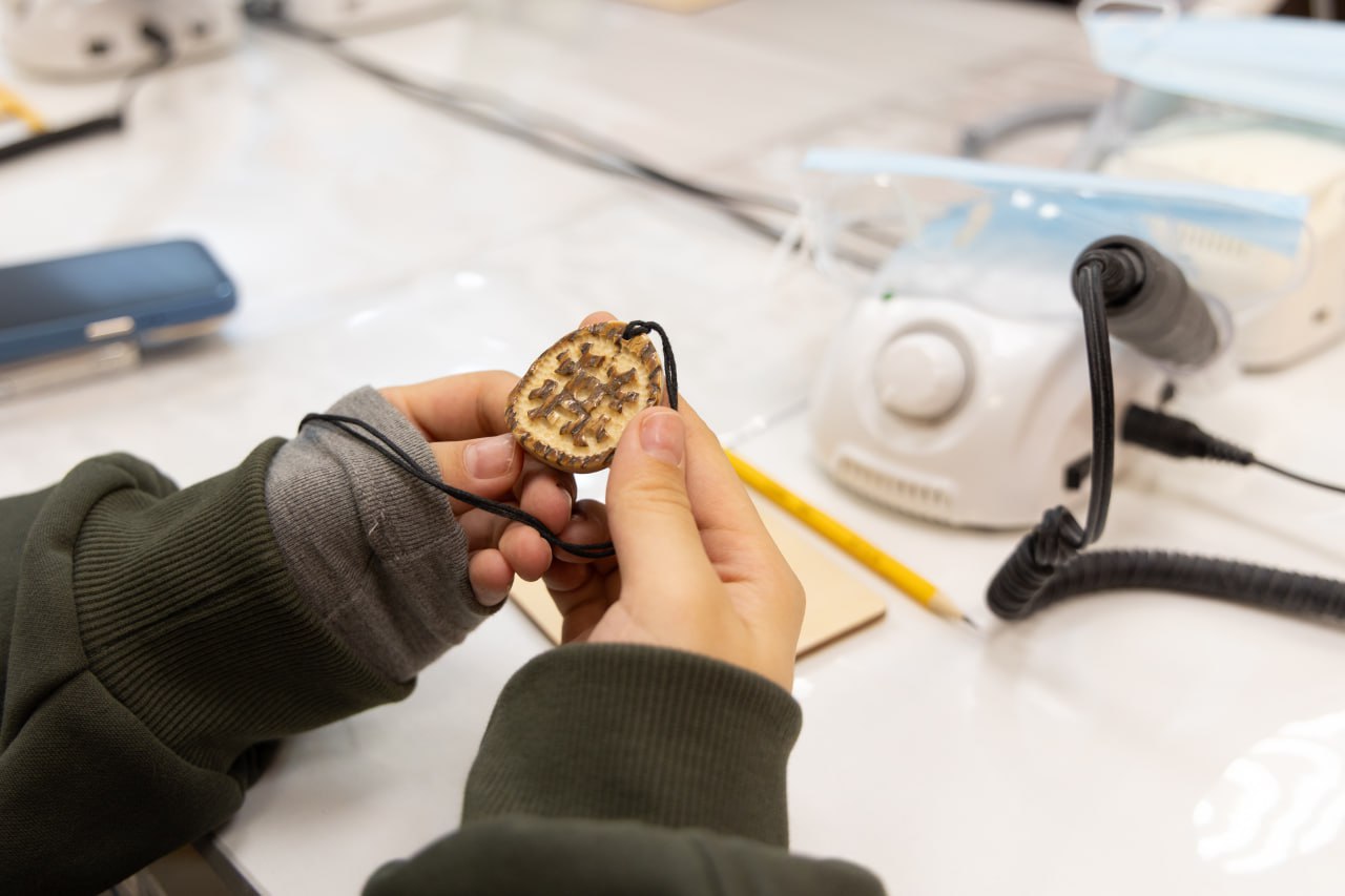 Приключения студентов МГУ из Китая на Ямале продолжаются Приключения студентов МГУ из Китая на Ямале продолжаются