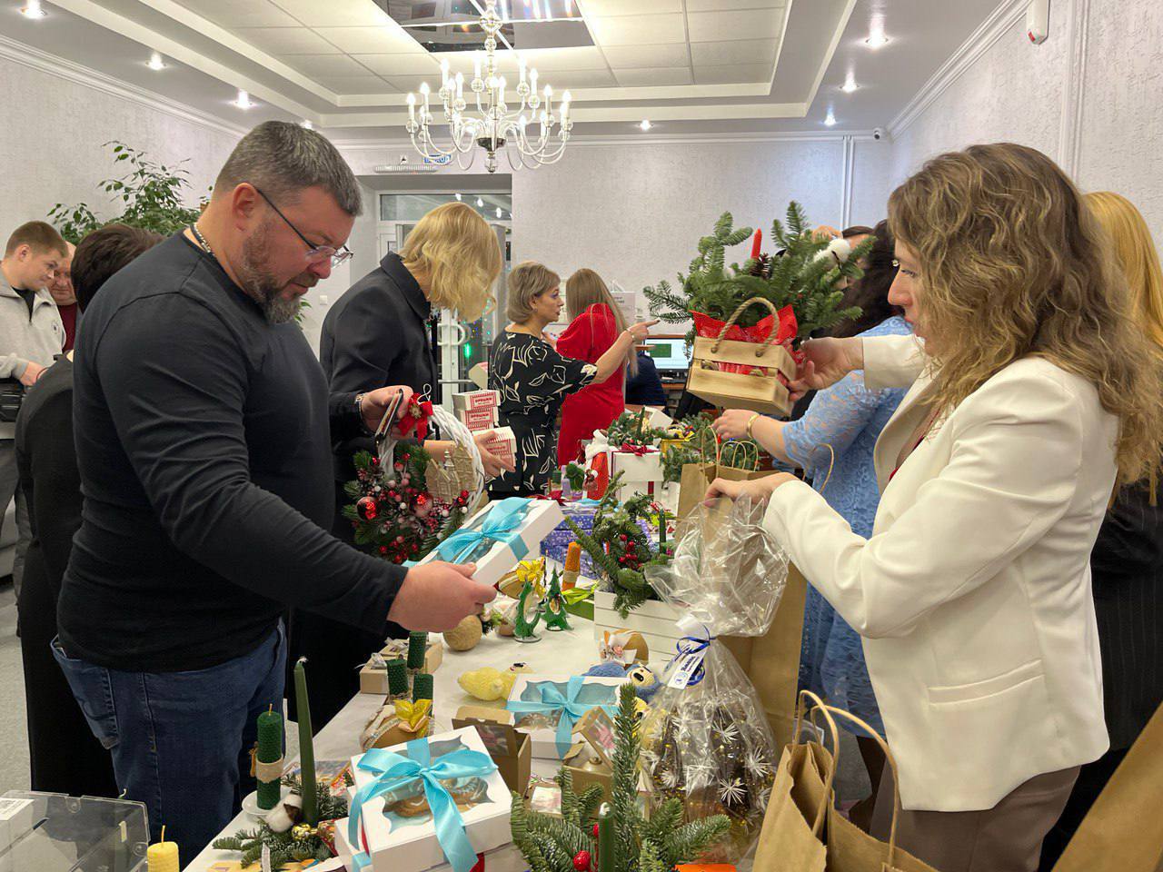 Проект салехардской епархии продолжает помогать детям Ямала Проект салехардской епархии продолжает помогать детям Ямала