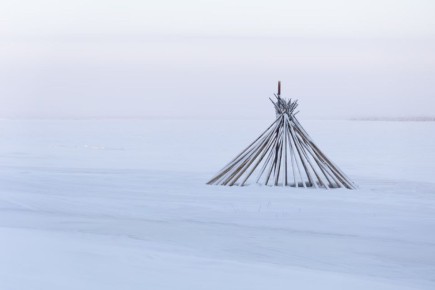 В Ямальском районе спасатели ищут ушедшего из чума северянина