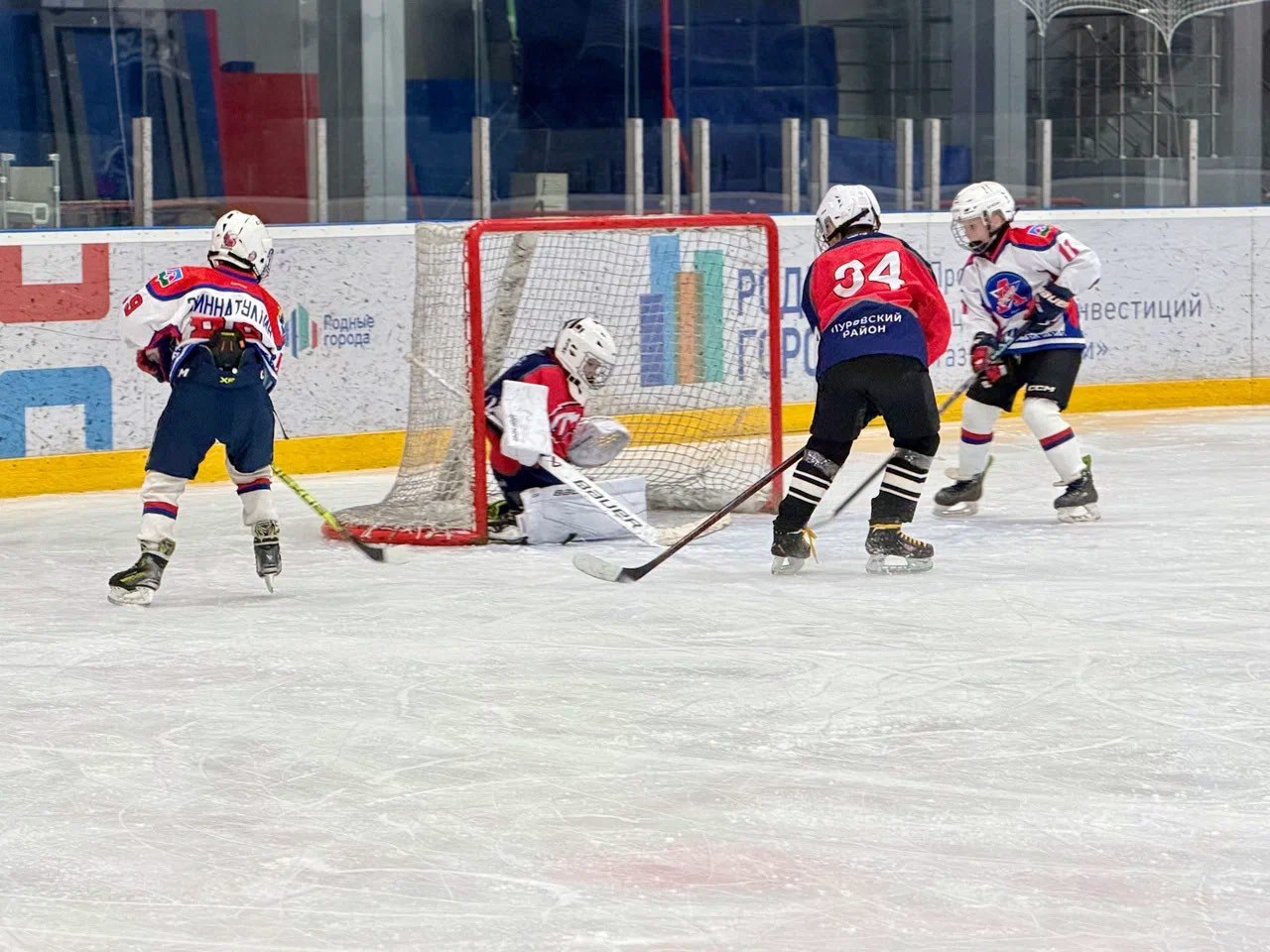 В Пуровском районе подвели итоги регионального этапа всероссийских соревнований по хоккею В Пуровском районе подвели итоги регионального этапа всероссийских соревнований по хоккею