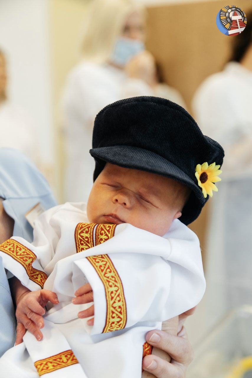 С 1 февраля после индексации пособий и выплат Социального фонда России (СФР) размер единовременного пособия при рождении ребёнка составит почти 28 500 рублей