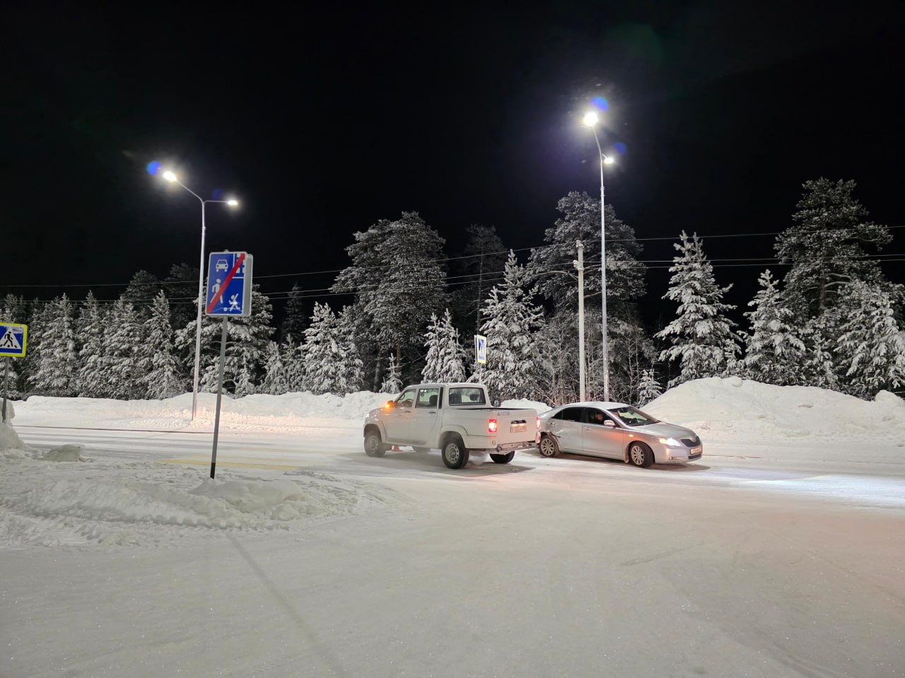За прошедшие сутки на дорогах Ямало-Ненецкого автономного округа зарегистрировано 9 ДТП, в которых 3 человека травмированы За прошедшие сутки на дорогах Ямало-Ненецкого автономного округа зарегистрировано 9 ДТП, в которых 3 человека травмированы