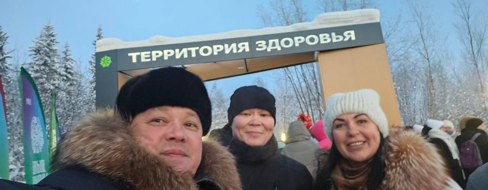 Вместе с главой Приуральского района Мариной Тресковой и участником программы «Герои Ямала» Родионом Пуйко присоединились к марафону #НиДняБезДвижения, объявленному губернатором Дмитрием Артюховым