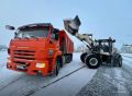 Сегодня снегоуборочная техника работала в разных районах города