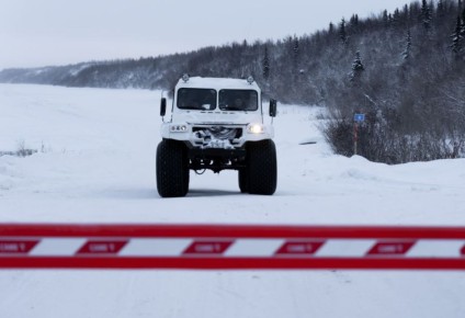 Из-за аномально низких температур в Приуральском районе временно закрыли зимник Аксарка – Белоярск