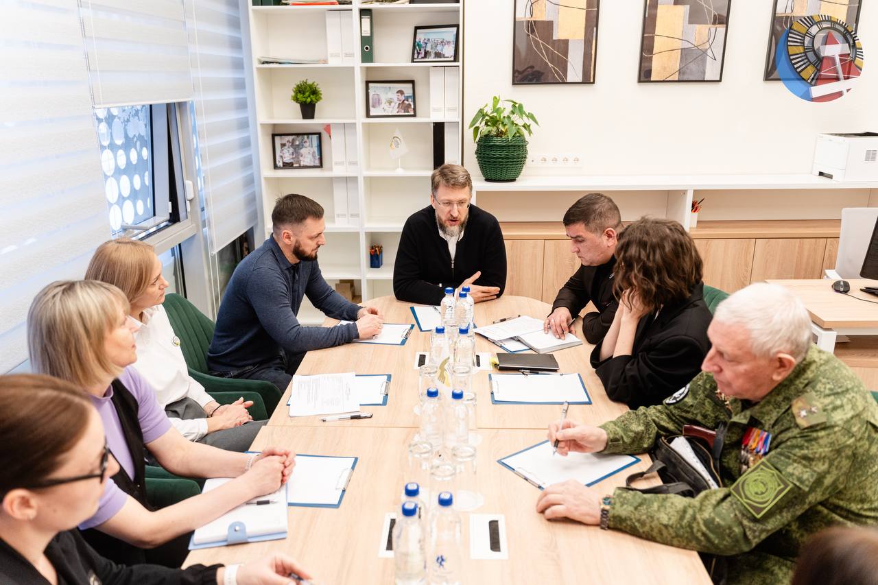 Депутат Государственной Думы Дмитрий Погорелый с рабочим визитом посетил Ноябрьск Депутат Государственной Думы Дмитрий Погорелый с рабочим визитом посетил Ноябрьск