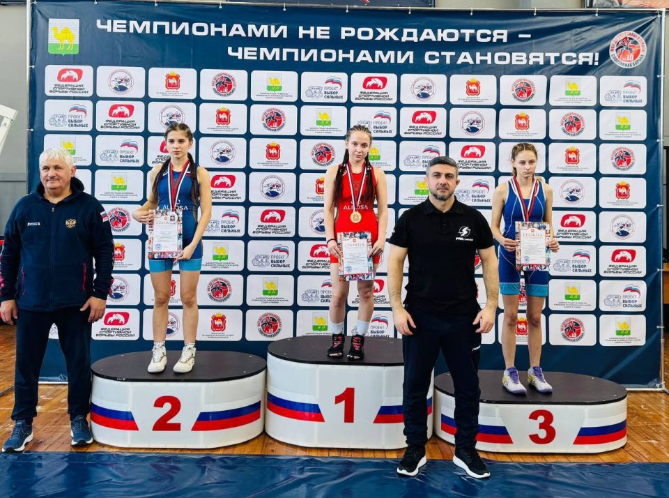 ��� 4 ������� ��������� ������������ �� ������� ������ ���� �� ����