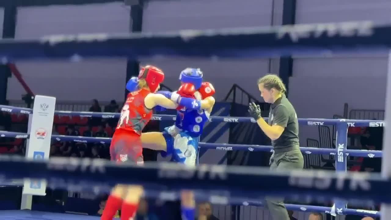 Зрелищность и высокий уровень мастерства — женщины вышли бороться за победу