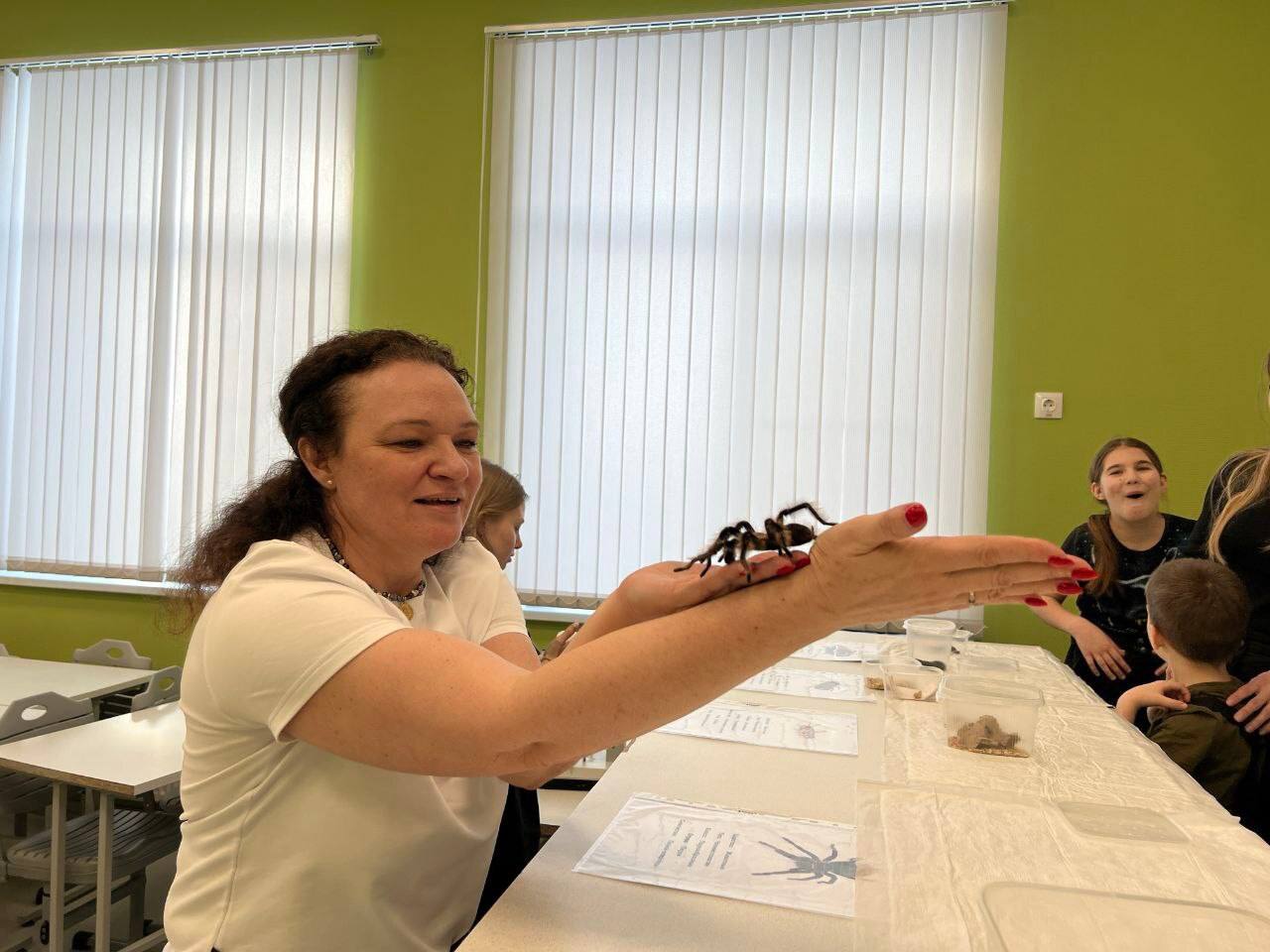 Пофестивалили от души!. В Лицее прошёл «НАУКА ФЕСТ. ЯМАЛ 2.0» — 11 площадок, эксперты региона, мастерклассы и живое общение о будущем Пофестивалили от души!. В Лицее прошёл «НАУКА ФЕСТ. ЯМАЛ 2.0» — 11 площадок, эксперты региона, мастерклассы и живое общение о будущем