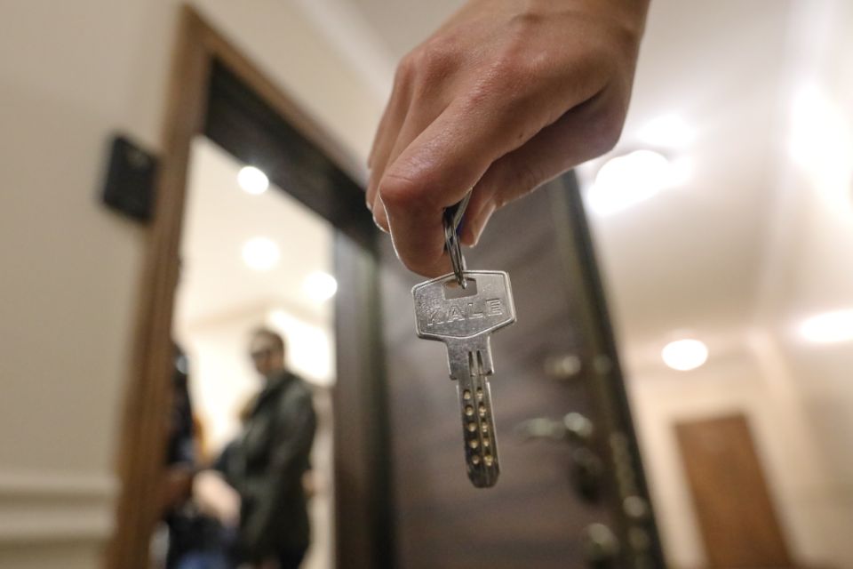 Подарил сыну половину квартиры ради экономии — потерял её: 5 простых уроков, чтобы не повторить чужую ошибку