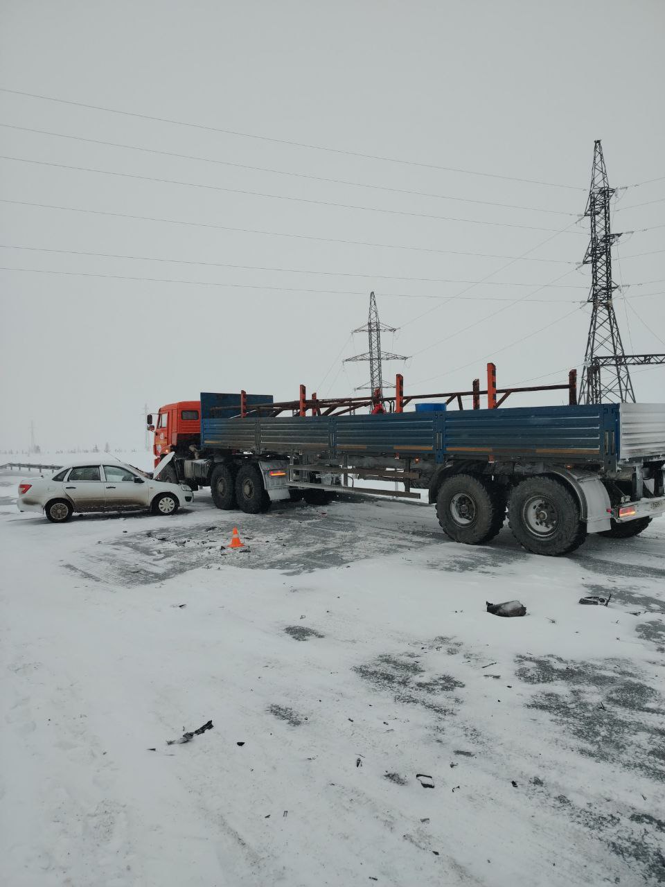 Трасса Сургут — Салехард стала местом двух серьезных ДТП