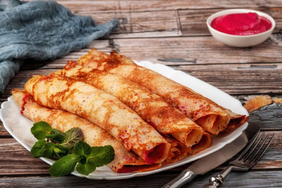 Неожиданные блинчики: как приготовить шедевр с красной рыбой