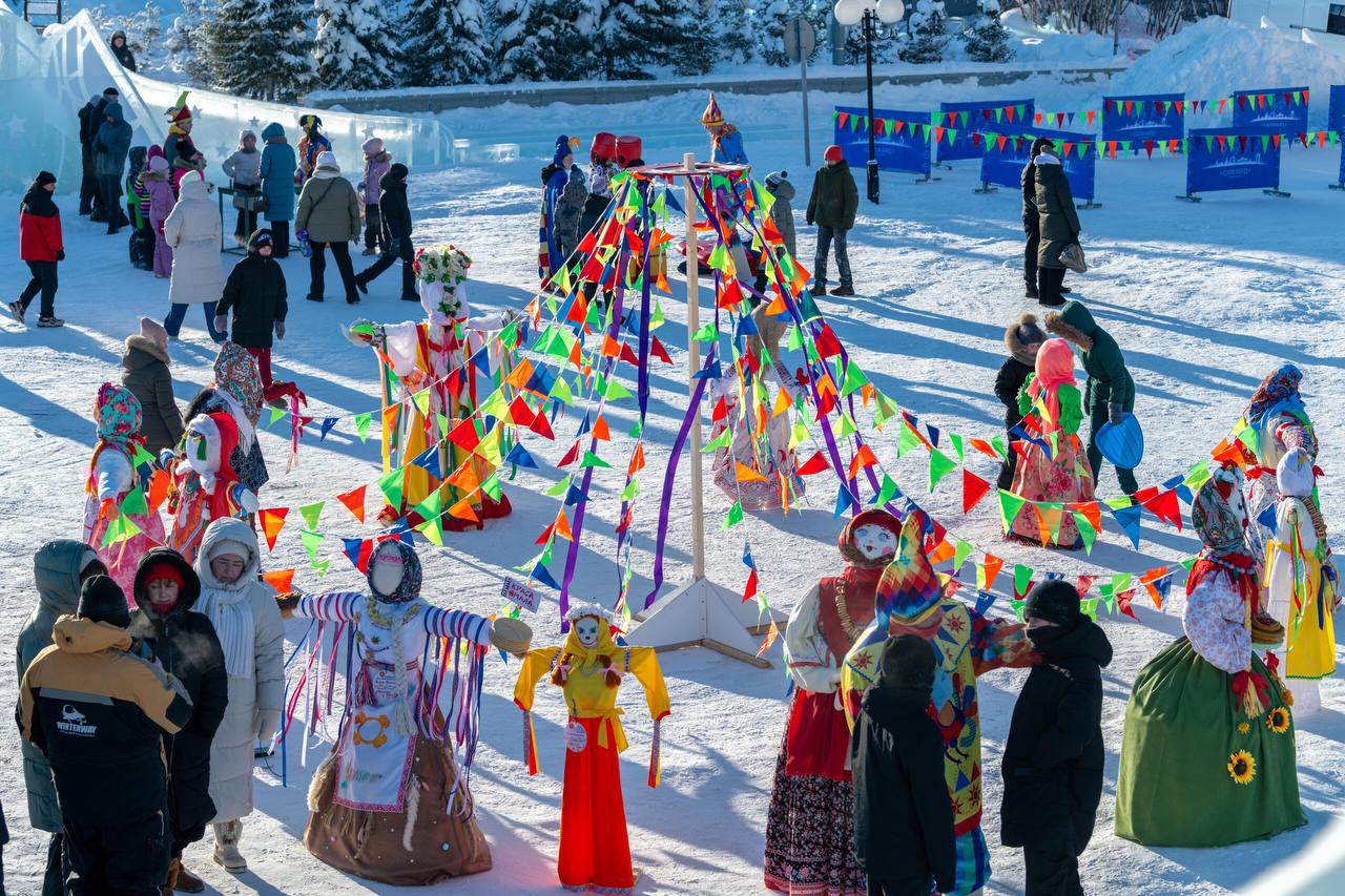 Друзья, весна хоть и добирается к нам с морозом, но мы знаем, что позвать её надо правильно - шумно и весело Друзья, весна хоть и добирается к нам с морозом, но мы знаем, что позвать её надо правильно - шумно и весело