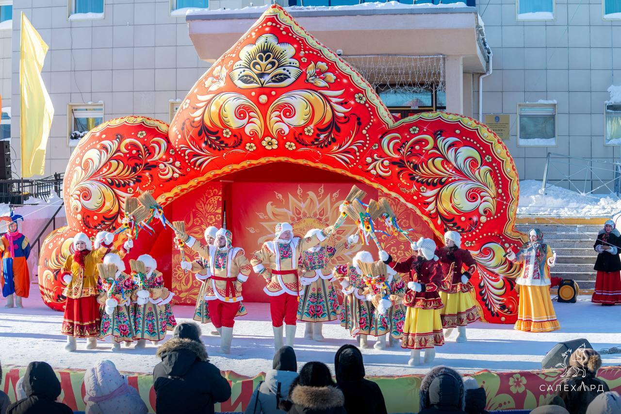 Друзья, весна хоть и добирается к нам с морозом, но мы знаем, что позвать её надо правильно - шумно и весело Друзья, весна хоть и добирается к нам с морозом, но мы знаем, что позвать её надо правильно - шумно и весело