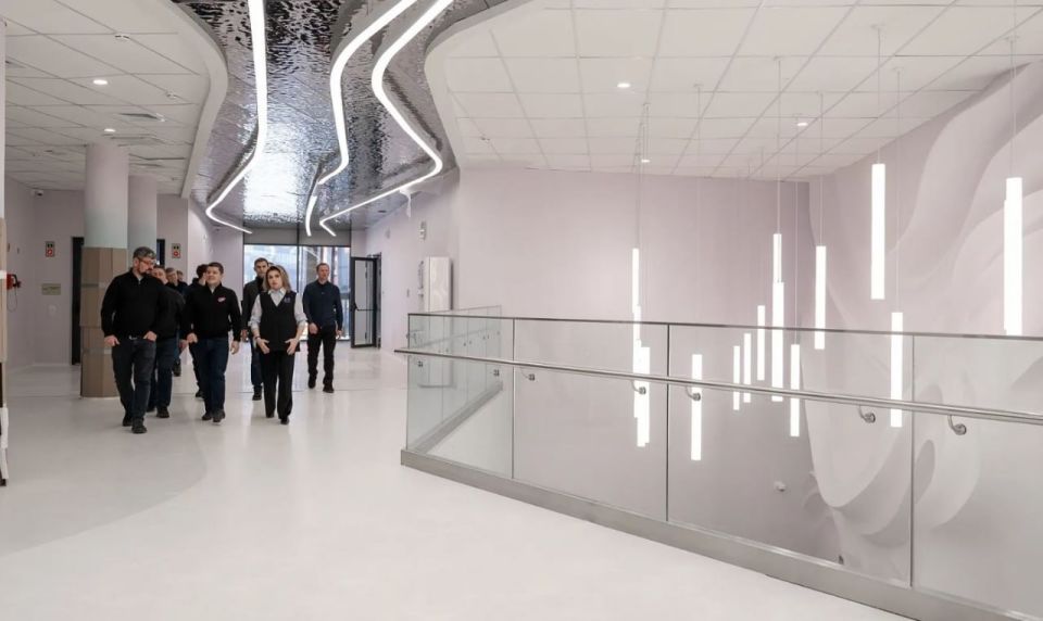 Губернатор ЯНАО проверил готовность уникальных объектов культуры и спорта в Новом Уренгое