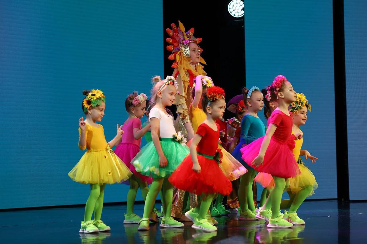 В Ноябрьске готовятся встретить главное творческое событие весны — XXIX Городской фестиваль детского эстрадного творчества «Северное сияние В Ноябрьске готовятся встретить главное творческое событие весны — XXIX Городской фестиваль детского эстрадного творчества «Северное сияние