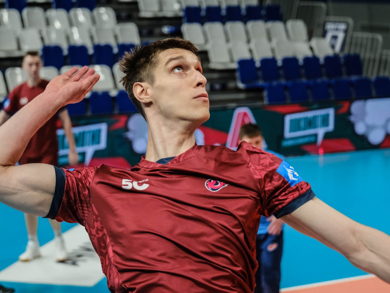 Сегодня «ФАКЕЛ ЯМАЛ» сыграет с новосибирским «Локомотивом» Сегодня «ФАКЕЛ ЯМАЛ» сыграет с новосибирским «Локомотивом»