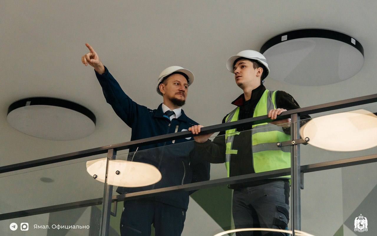 Давайте заглянем в новую поликлинику Ноябрьска Давайте заглянем в новую поликлинику Ноябрьска