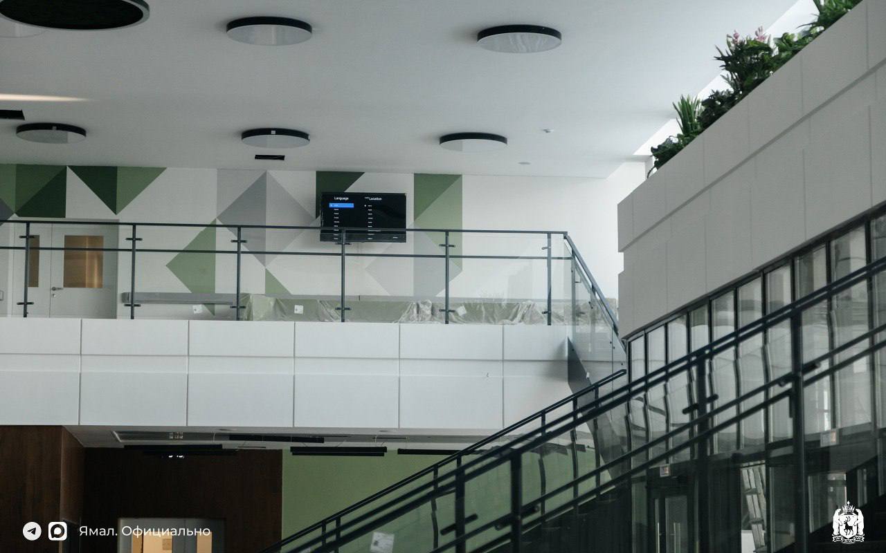 Давайте заглянем в новую поликлинику Ноябрьска Давайте заглянем в новую поликлинику Ноябрьска