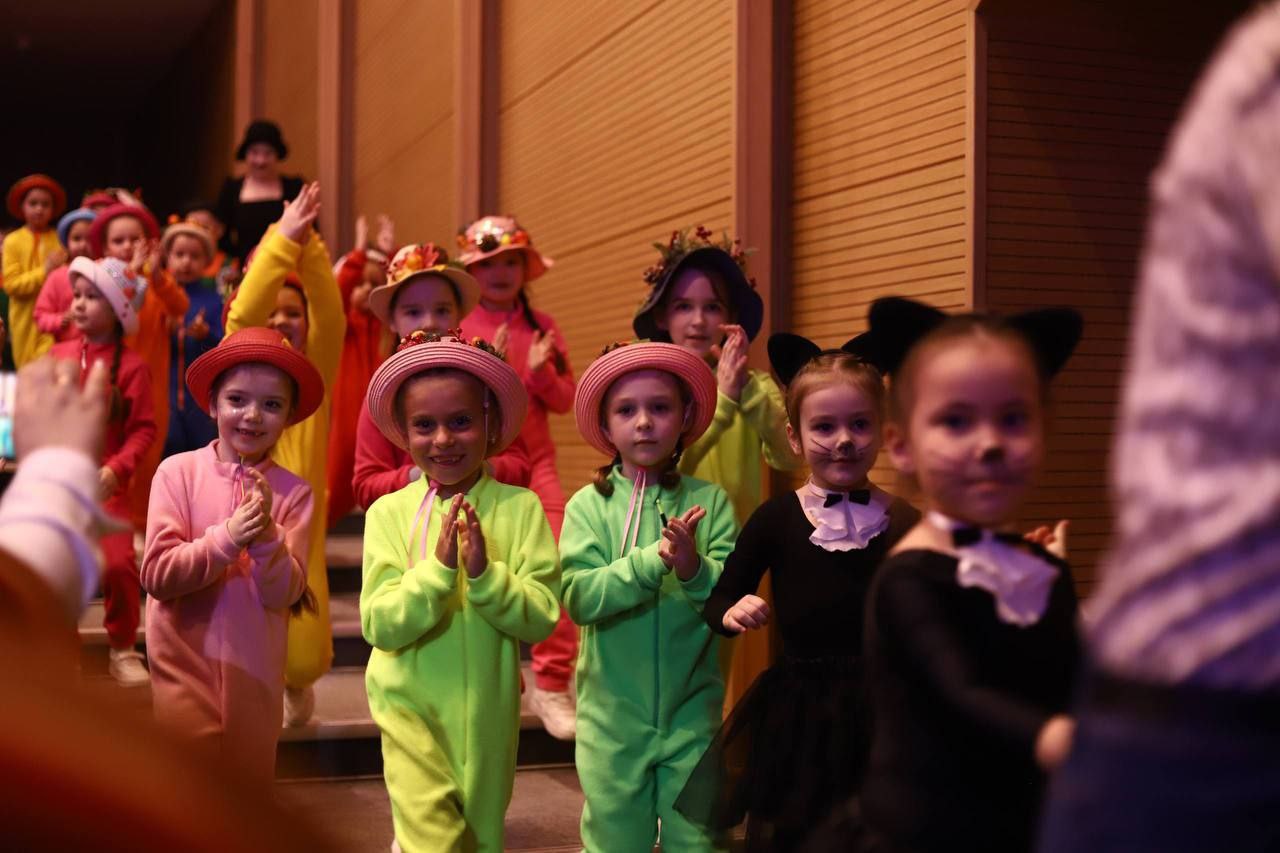 В Ноябрьске готовятся встретить главное творческое событие весны — XXIX Городской фестиваль детского эстрадного творчества «Северное сияние В Ноябрьске готовятся встретить главное творческое событие весны — XXIX Городской фестиваль детского эстрадного творчества «Северное сияние