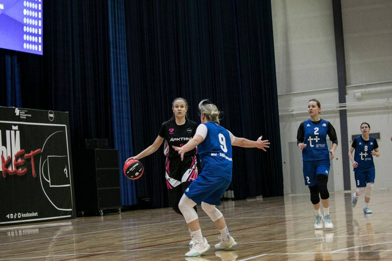 Алексей Романов: Сегодня у нас в городе стартовал региональный этап Всероссийского чемпионата Школьной баскетбольной лиги КЭС-Баскет в рамках проекта «Баскетбол – в школу» Алексей Романов: Сегодня у нас в городе стартовал региональный этап Всероссийского чемпионата Школьной баскетбольной лиги КЭС-Баскет в рамках проекта «Баскетбол – в школу»