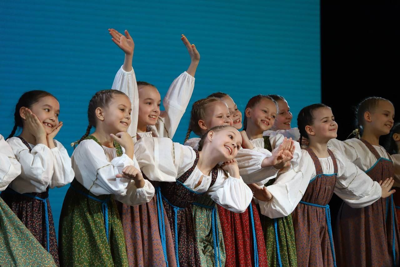 В Ноябрьске готовятся встретить главное творческое событие весны — XXIX Городской фестиваль детского эстрадного творчества «Северное сияние В Ноябрьске готовятся встретить главное творческое событие весны — XXIX Городской фестиваль детского эстрадного творчества «Северное сияние