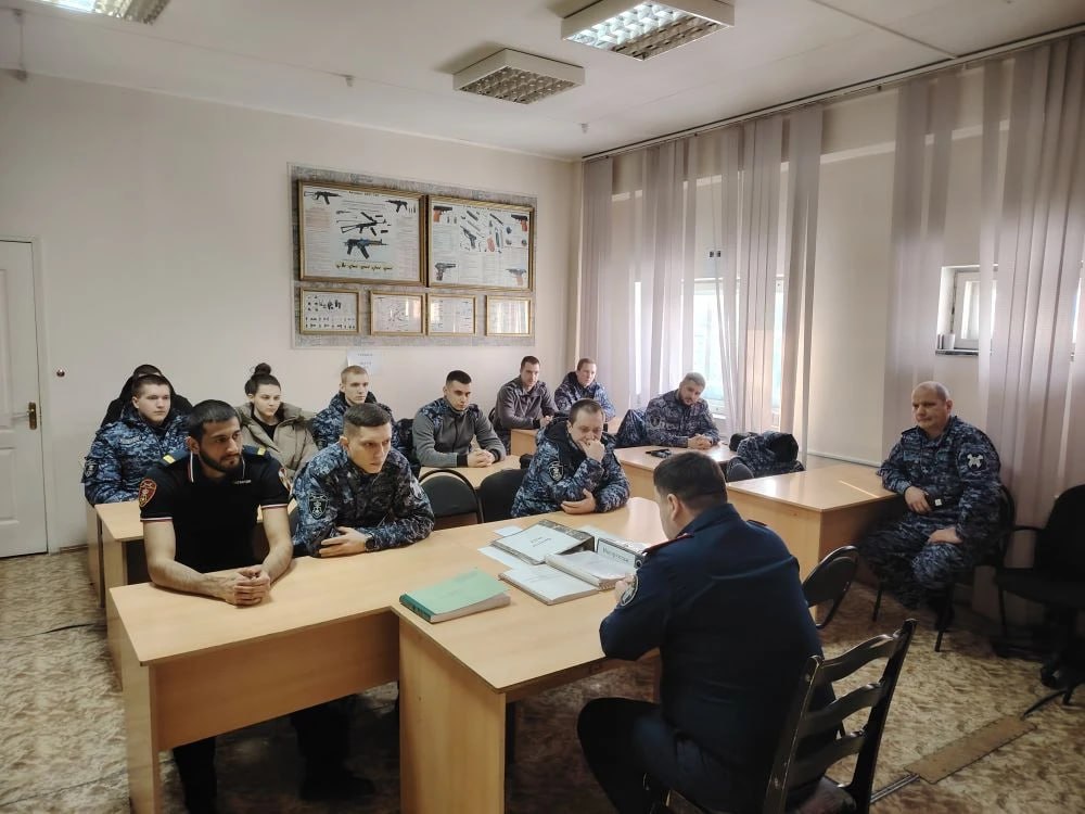 В Ноябрьске состоялась рабочая встреча с представителями Росгвардии В Ноябрьске состоялась рабочая встреча с представителями Росгвардии