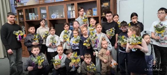 В преддверии 8 марта в Салехарде прошла особенная встреча