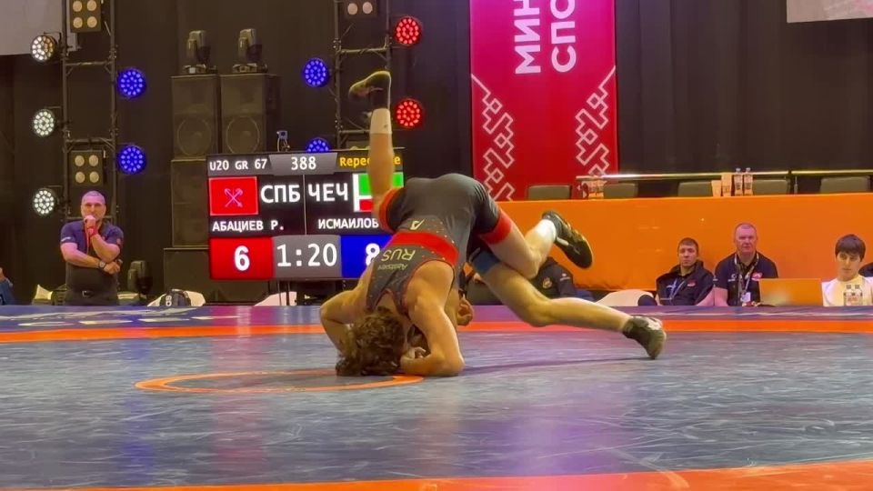 Заключительный день первенства России стартанул с утешительных встреч