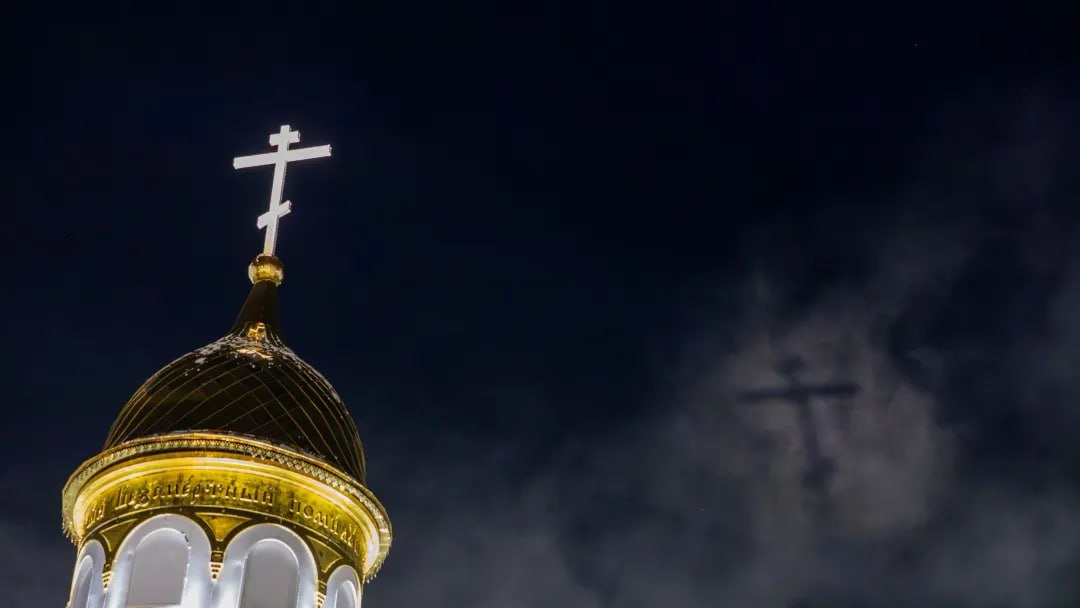 Первый православный храм Салехарда исследуют со всех сторон