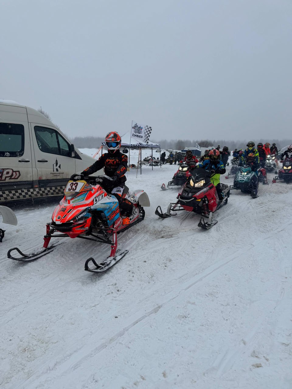 Новоуренгоец Александр Захаров – победитель международных соревнований по эндуро на снегоходах Новоуренгоец Александр Захаров – победитель международных соревнований по эндуро на снегоходах