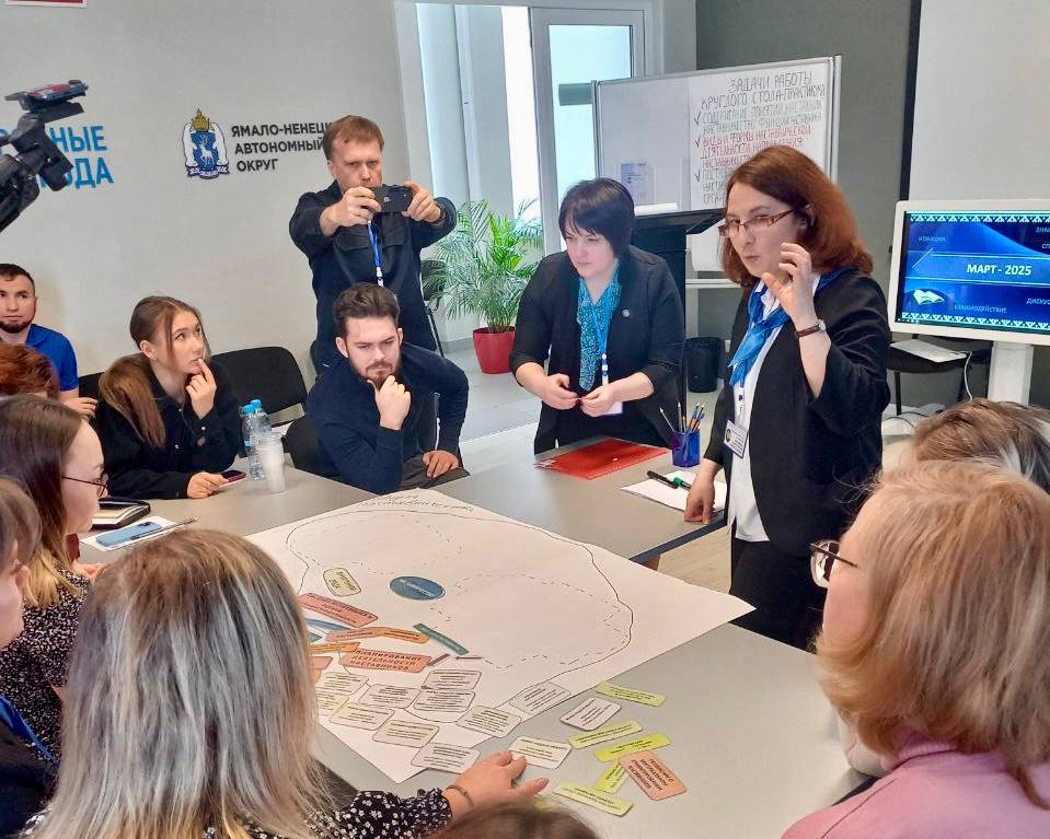 Сегодня мы отмечаем День наставника Сегодня мы отмечаем День наставника