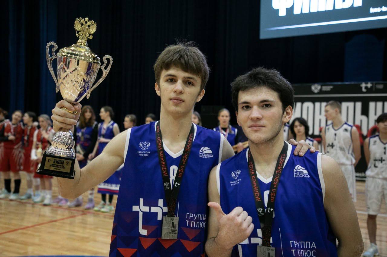 В Ноябрьске определили победителей финальных игр школьной баскетбольной лиги «КЭС-БАСКЕТ» В Ноябрьске определили победителей финальных игр школьной баскетбольной лиги «КЭС-БАСКЕТ»