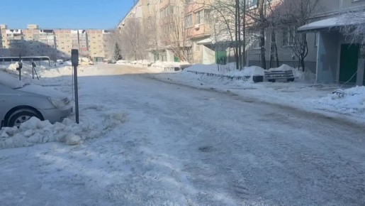 В третьем микрорайоне Ноябрьска продолжаются масштабные работы по устранению последствий разлива воды