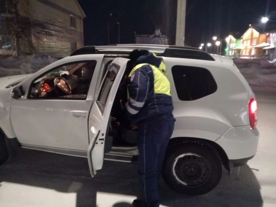 Красноселькупские автоинспекторы провели мероприятие «Ребенок – главный пассажир»