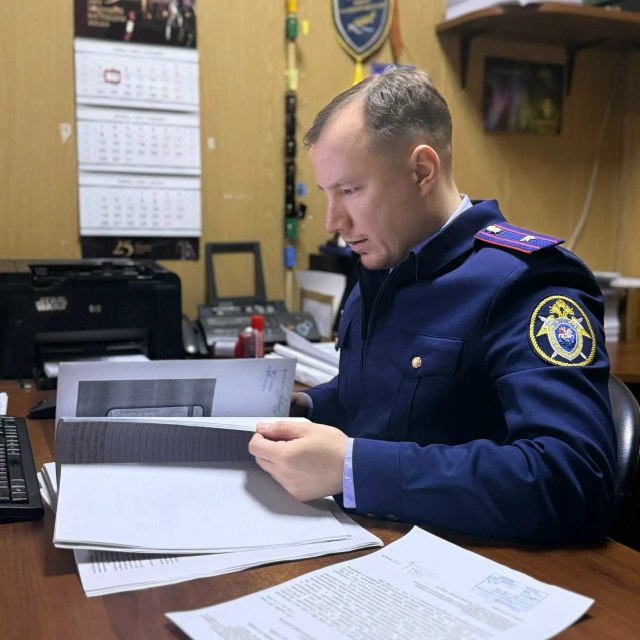 В Красноселькупе возбуждено уголовное дело в отношении несовершеннолетнего, подозреваемого в краже денег с банковского счета