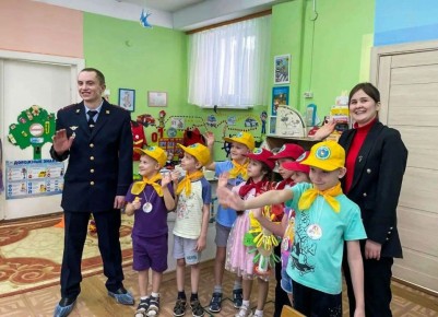 ����������� � ������ ���. � ������� ���� ������� ������ �������������� �����-����