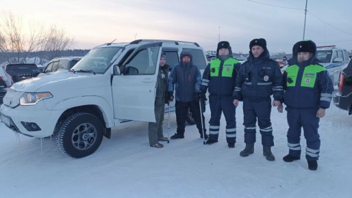 Ямальцы благодарят сотрудников ДПС за спасение на Дне оленевода