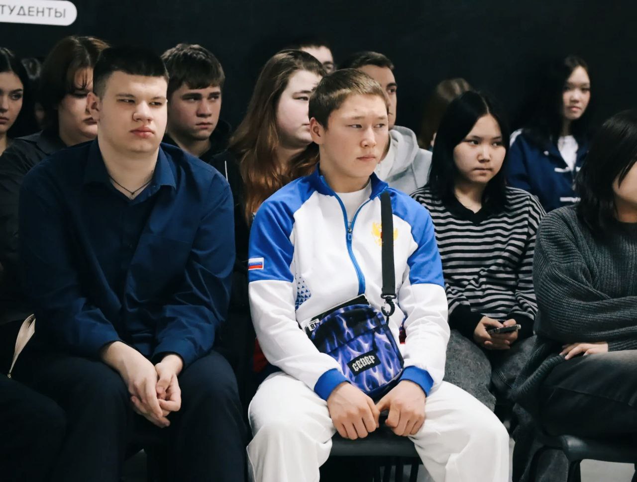 Следователь Пуровского межрайонного следственного отдела провел профилактическую беседу со студентами Тарко-Салинского колледжа Следователь Пуровского межрайонного следственного отдела провел профилактическую беседу со студентами Тарко-Салинского колледжа