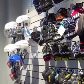 В «Факел Арене» сегодня многолюдно!