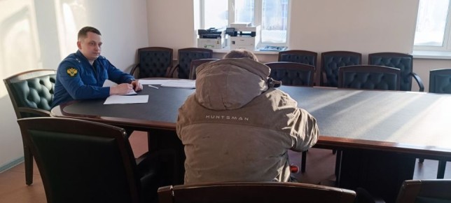 Прокурор Ямальского района посетил село Салемал с рабочим визитом