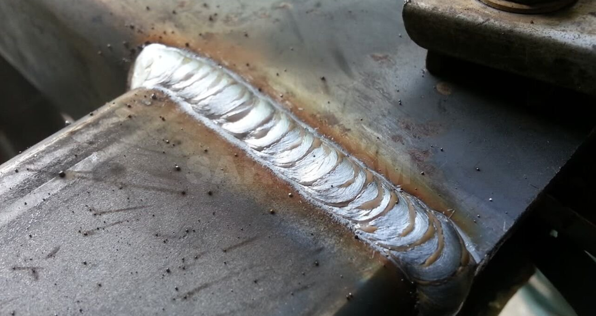 Как избавиться от окалины на металле, стекле и керамической плитке