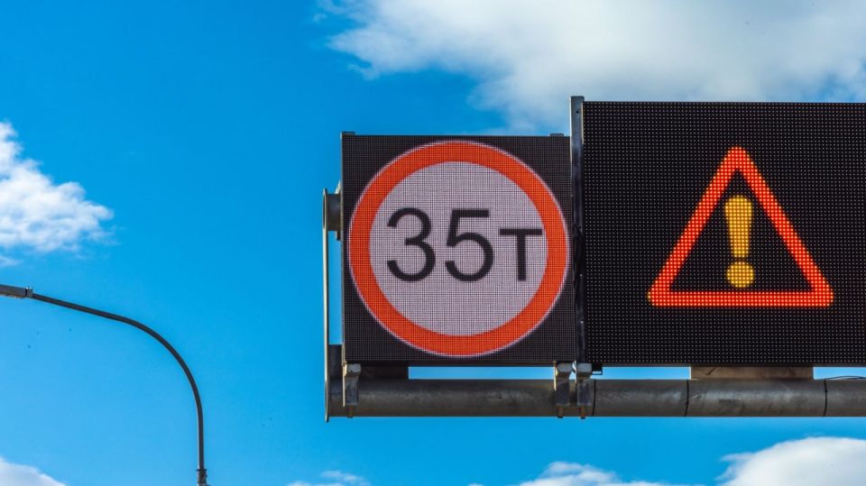 ��������� �������� � ���������� ����� ������� ��� ������������