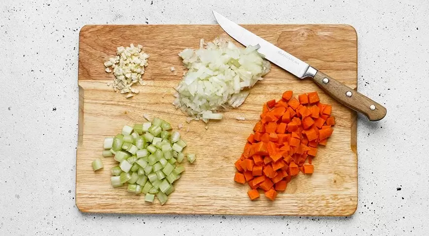 Легкая и вкусная подливка из фарша: шаг к кулинарным успехам