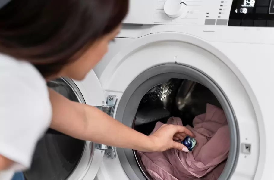7 причин подождать между стирками: как слишком частый запуск машины может дорого обойтись
