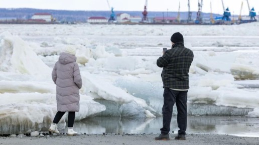 Ледоход в Салехарде 13 мая отменяется: синоптики озадачены