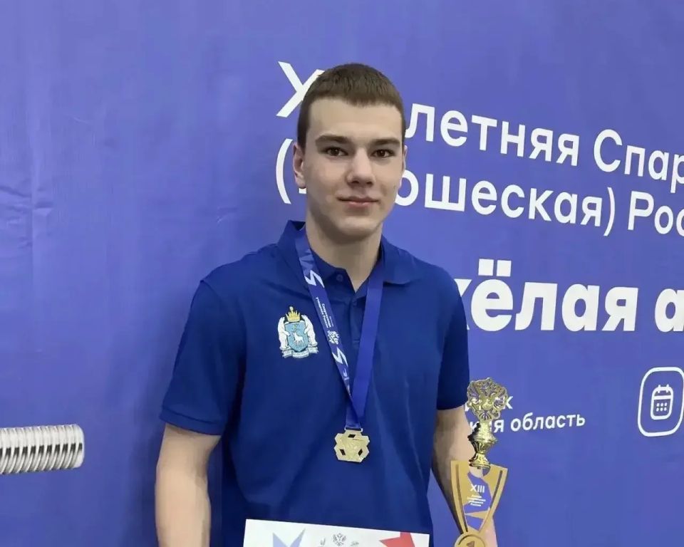 Ямальская сборная по тяжелой атлетике стала второй на II этапе XIII летней Спартакиады учащихся России Ямальская сборная по тяжелой атлетике стала второй на II этапе XIII летней Спартакиады учащихся России