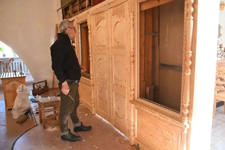 В храме Архистратига Михаила в Мужах меняют иконостас В храме Архистратига Михаила в Мужах меняют иконостас