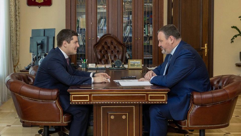 Дмитрий Артюхов и Антон Котяков обсудили демографию и рынок труда Ямала
